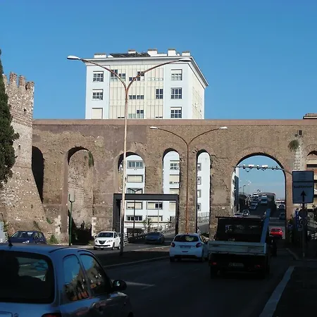 Maxim Konukevi Roma