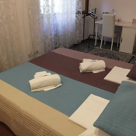 Konukevi Maxim Roma