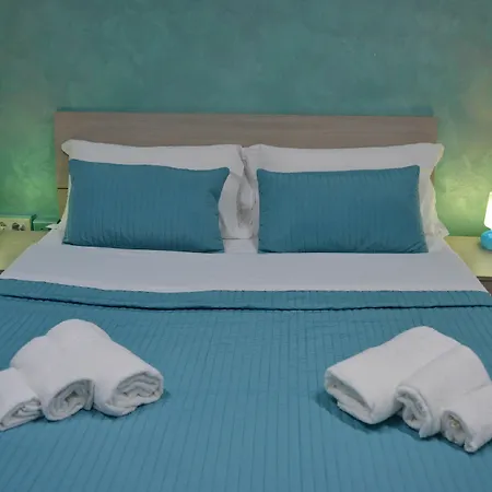 Maxim Guest house